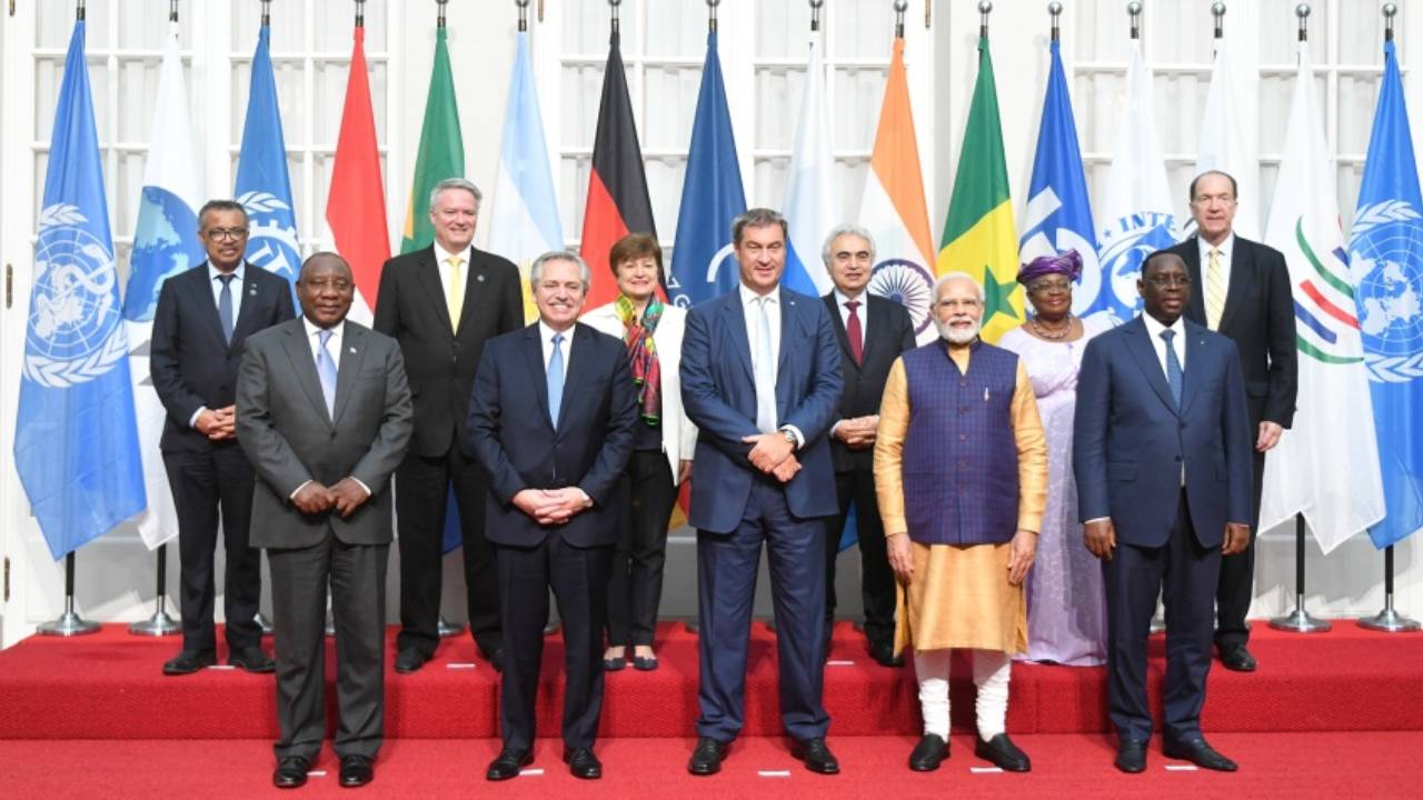 G7: Alberto Fernández participó de la recepción a los mandatarios